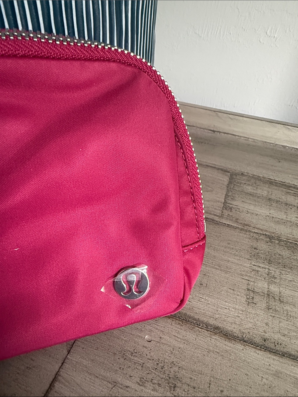Lululemon Everywhere Belt Bag *L* Monogram Metallic - Picture 2 of 6